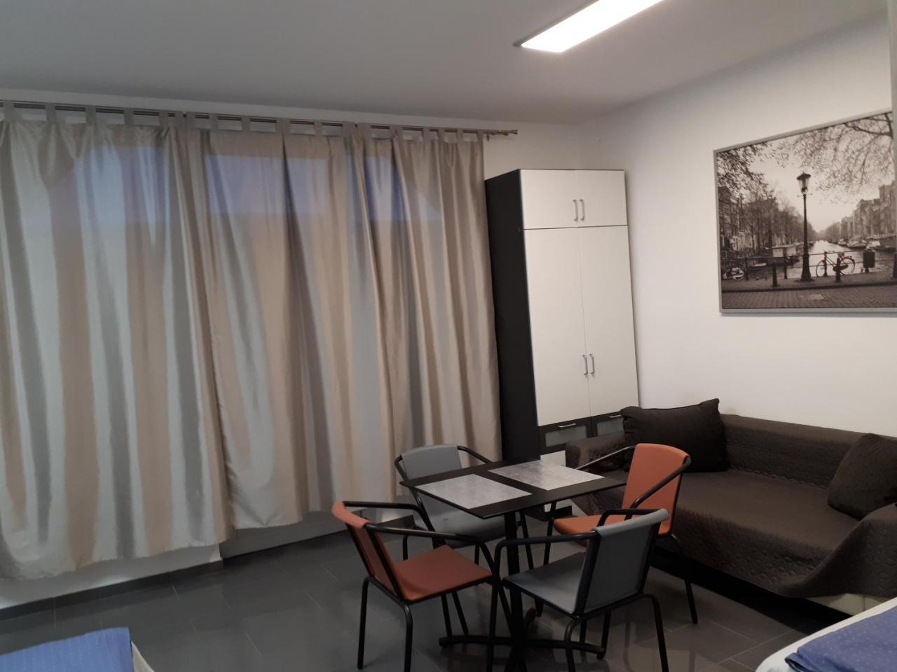 Kertvarosi Apartman II Tiszaújváros Extérieur photo