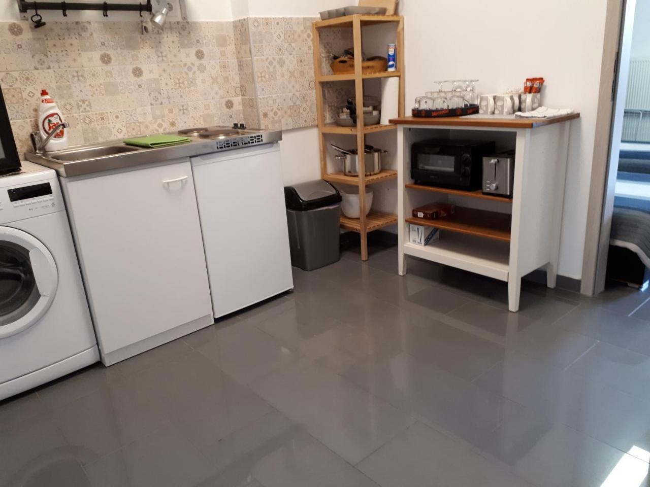 Kertvarosi Apartman II Tiszaújváros Extérieur photo